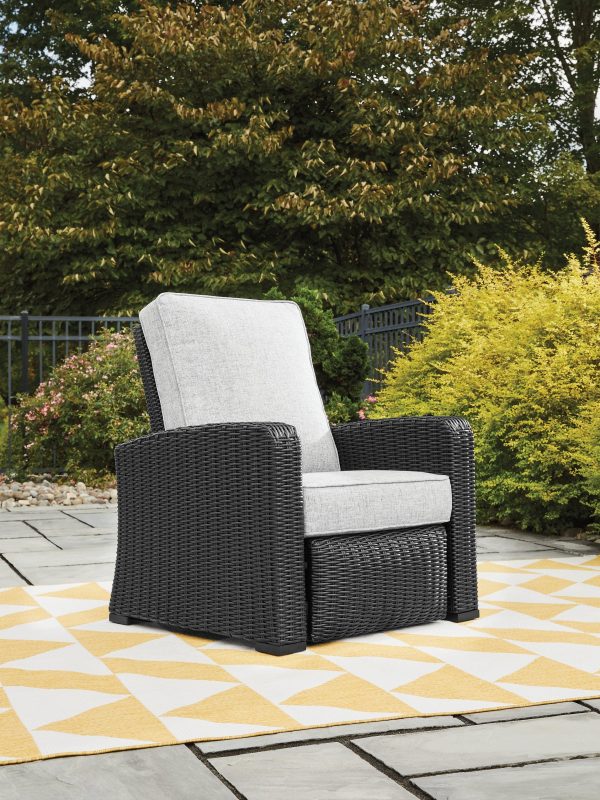 Beachcroft Outdoor Recliner Supply